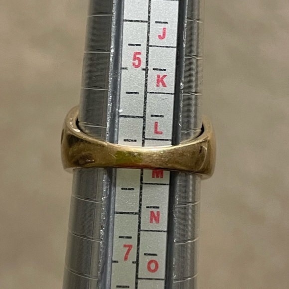 Estate Deco Garnet Tank Ring 14K - Picture 9 of 9